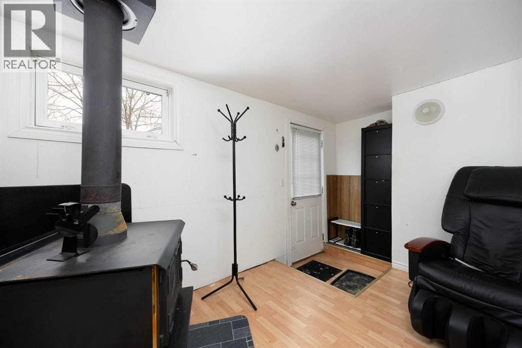 132 Greenfield Place photo 2