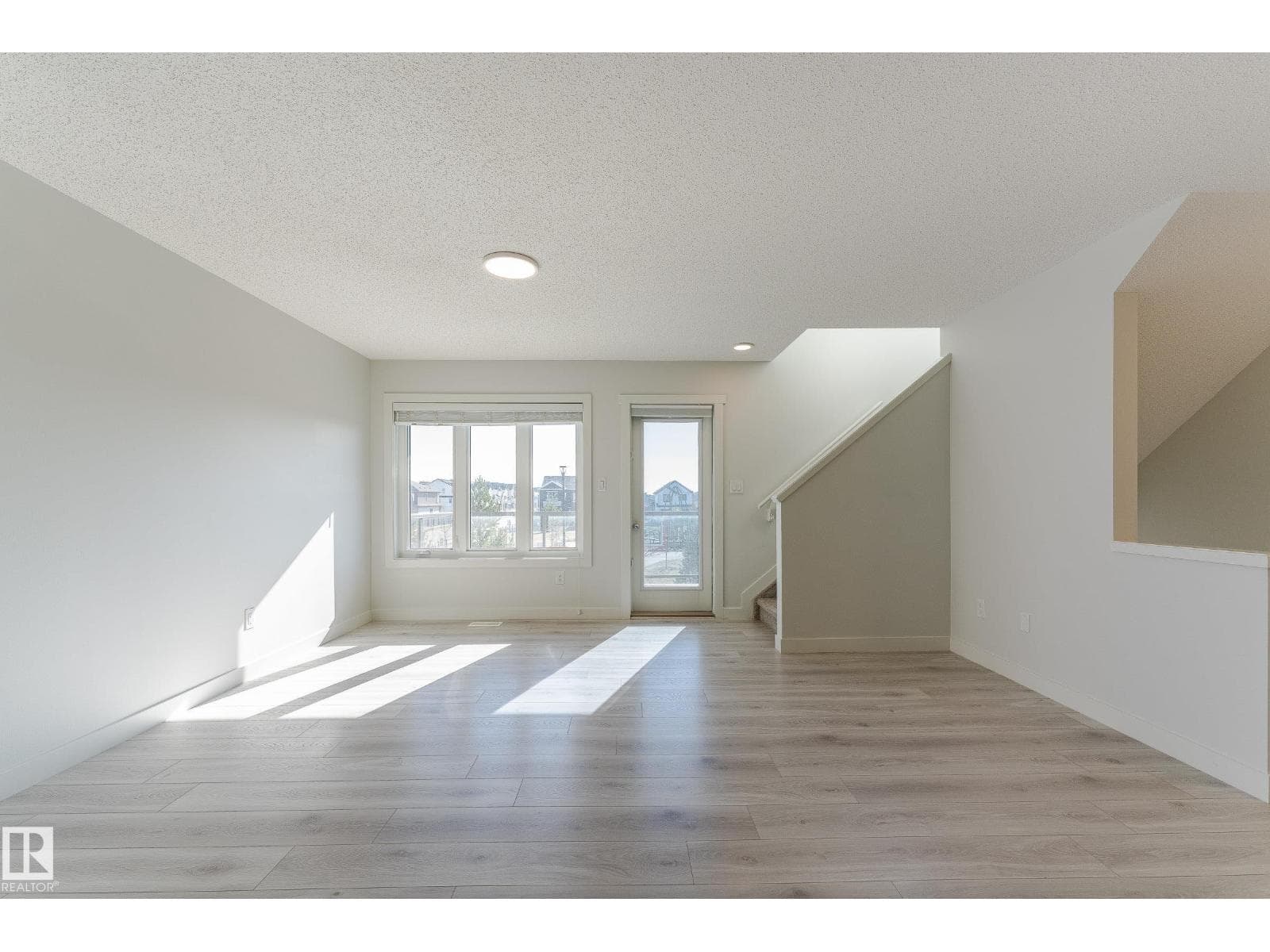 2653 196A NW photo 12