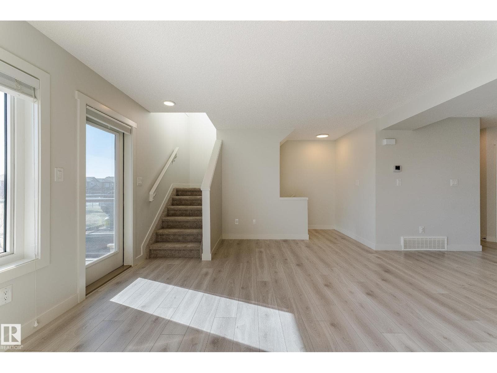 2653 196A NW photo 8