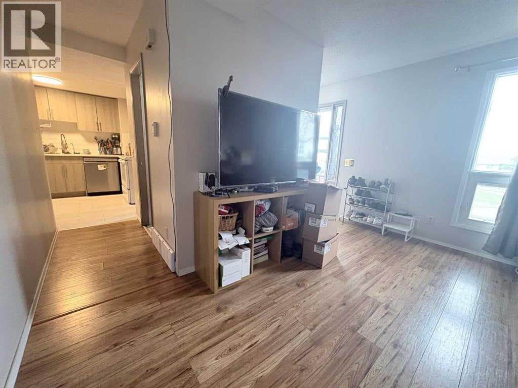 89, 6440 4 Street NW photo 3