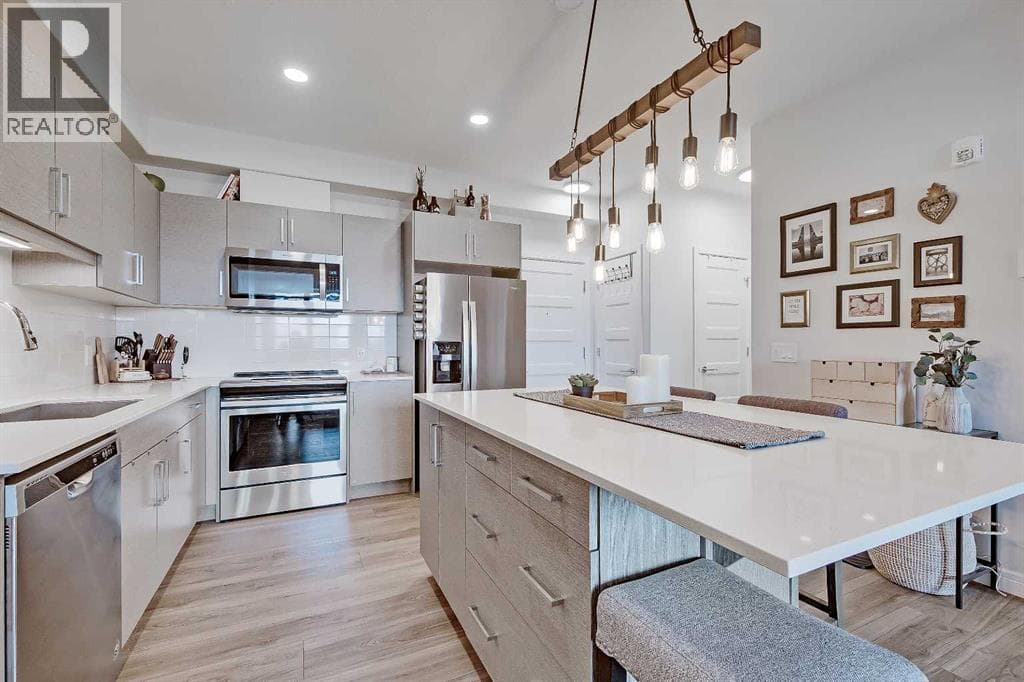 1207, 80 Greenbriar Place NW photo 9