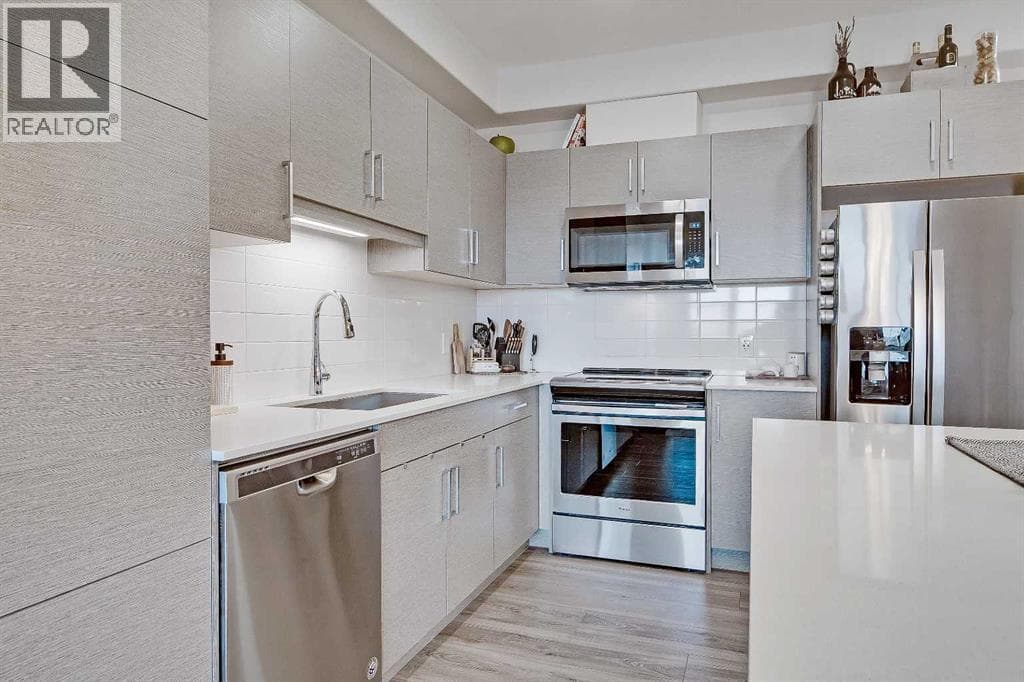 1207, 80 Greenbriar Place NW photo 11