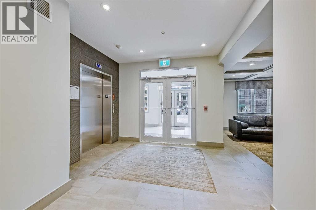 1207, 80 Greenbriar Place NW photo 5