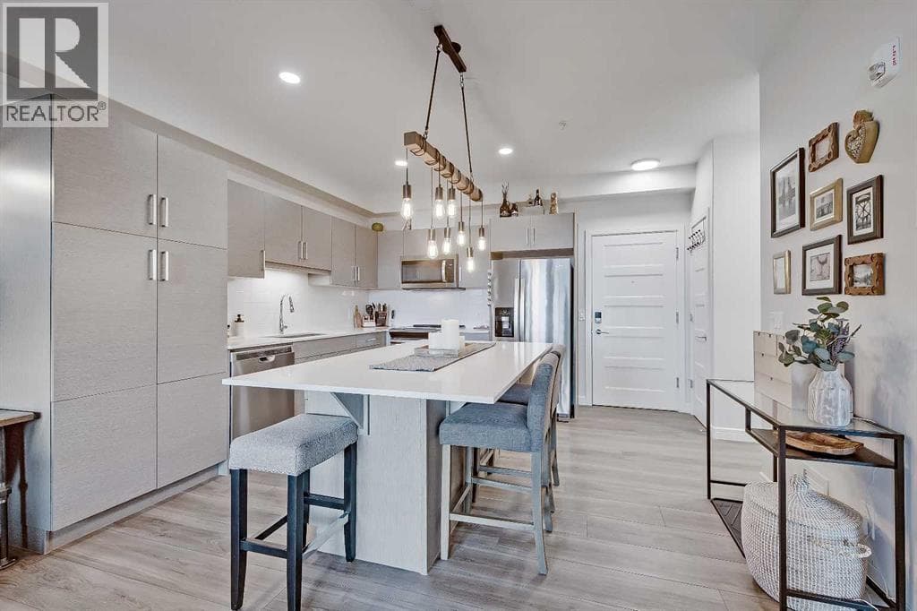 1207, 80 Greenbriar Place NW photo 6
