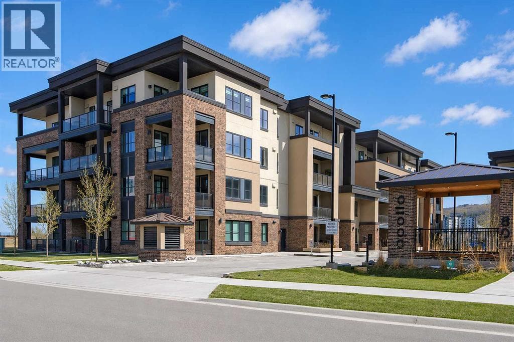 1 bed 1 bath single family at 1207, 80 Greenbriar Place NW — $325,000