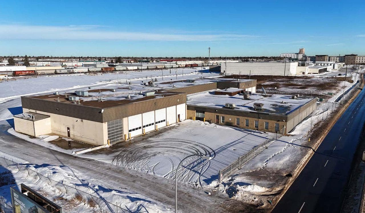 13940  Yellowhead Trail NW