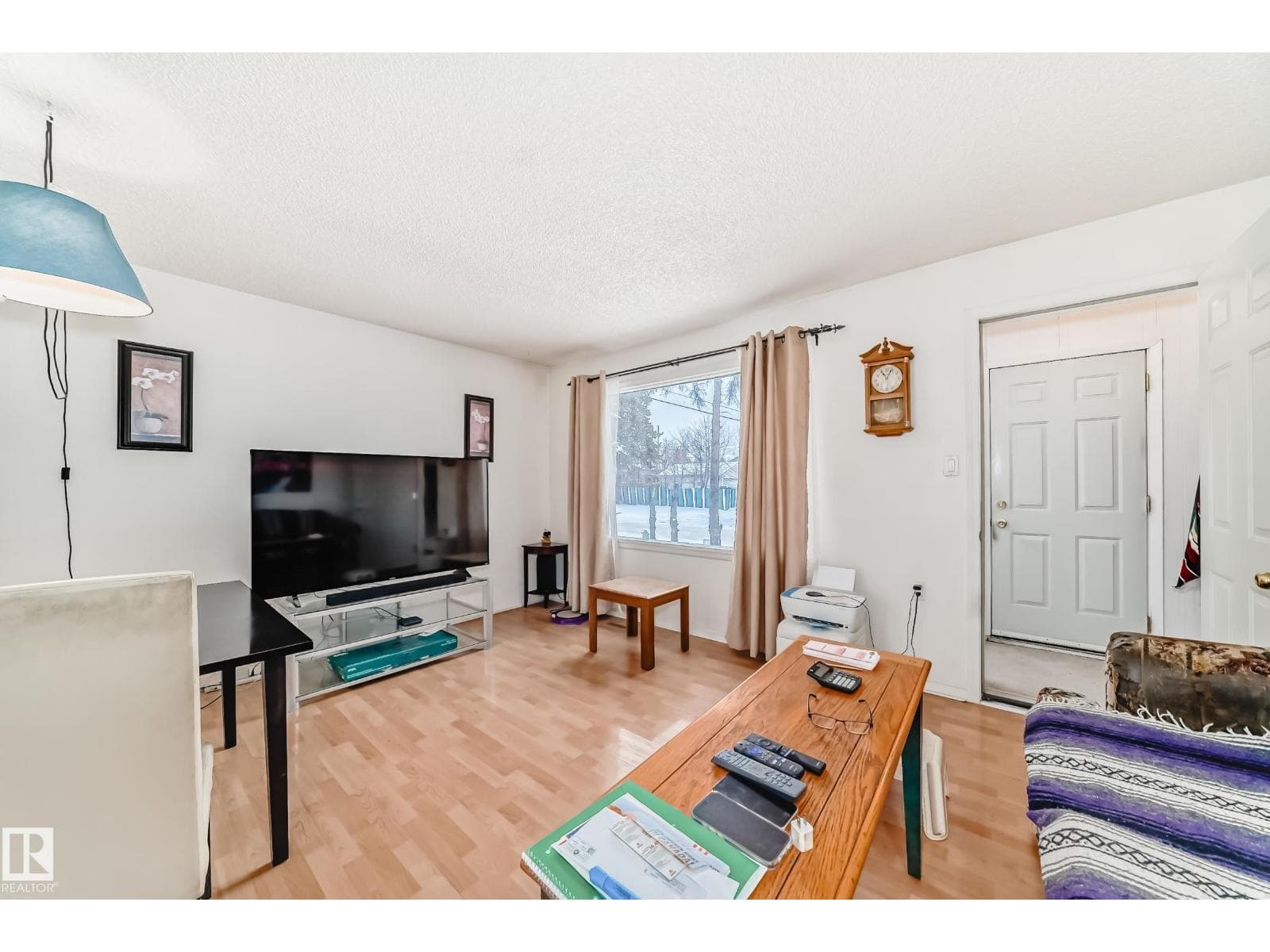 15515 92A AV NW photo 5
