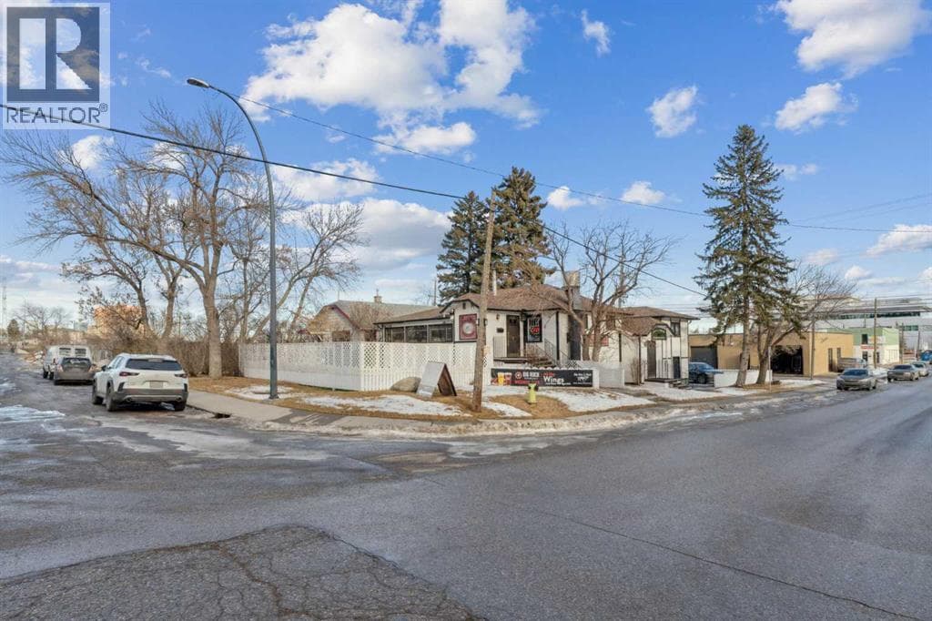 5340 2 Street SW photo 7