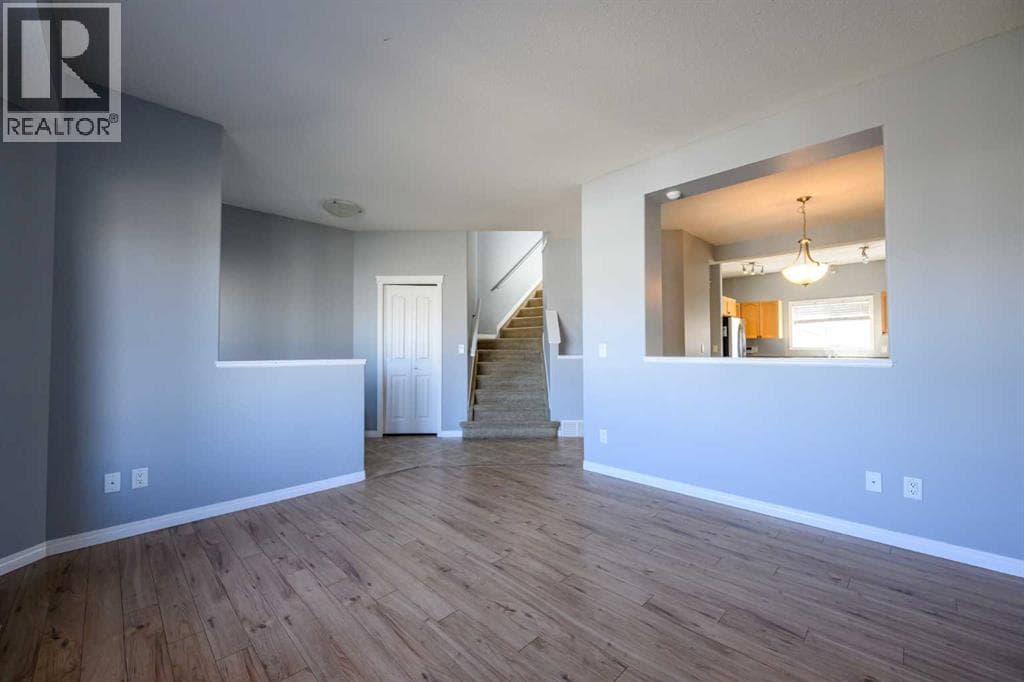 9314 91 Street photo 3
