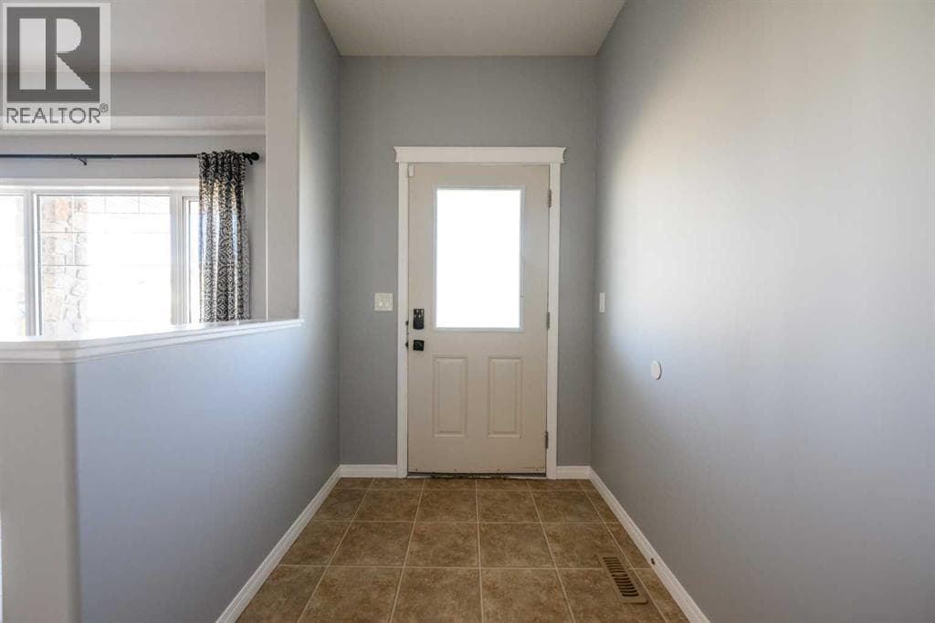 9314 91 Street photo 5