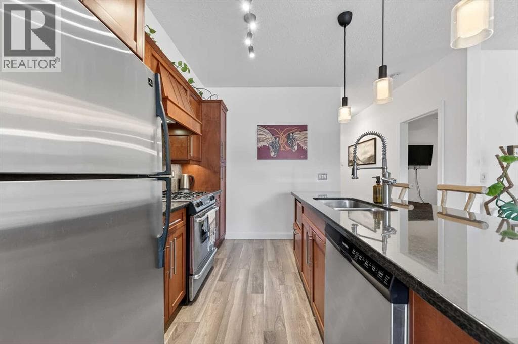 105, 1828 14 Street SW photo 5