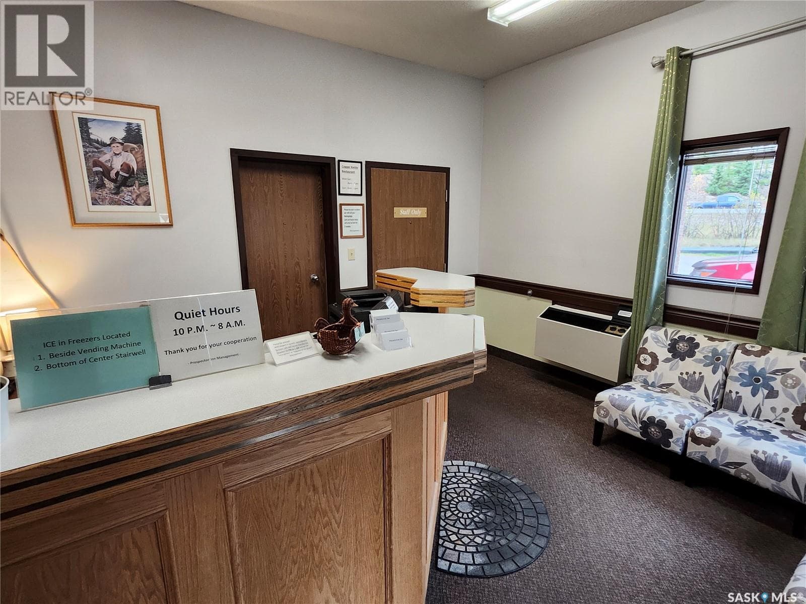 225 Creighton AVENUE — photo 4