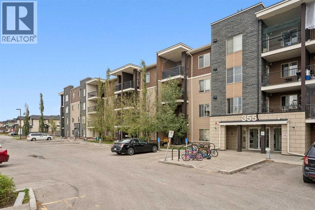 2 bed 2 bath single family at 427, 355 Taralake Way NE — $349,000