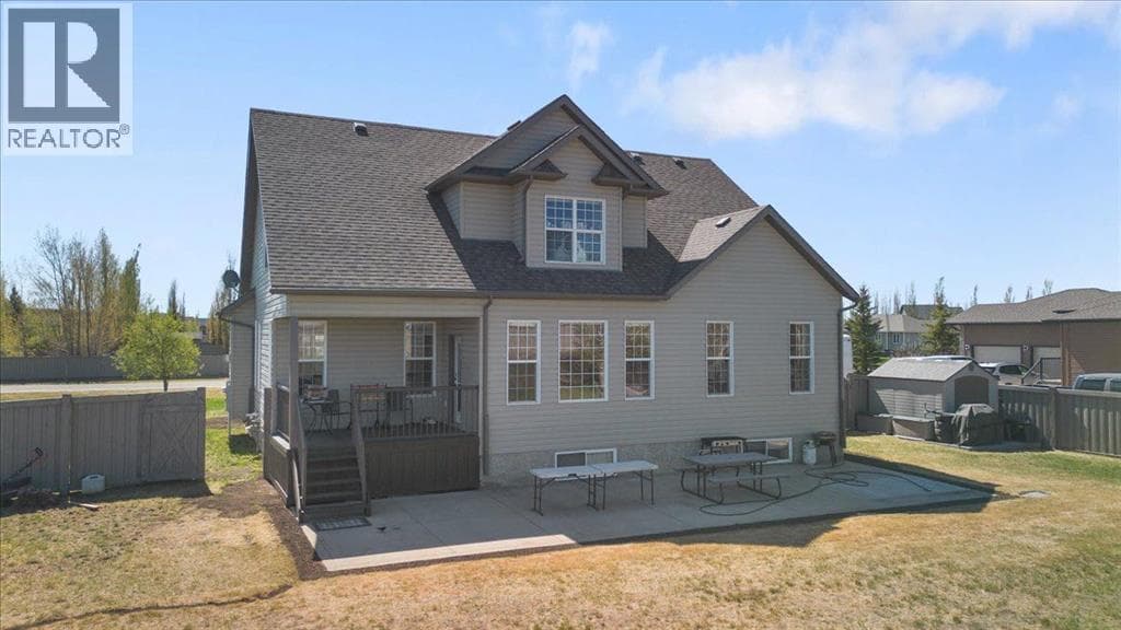 10402 160 Avenue photo 3