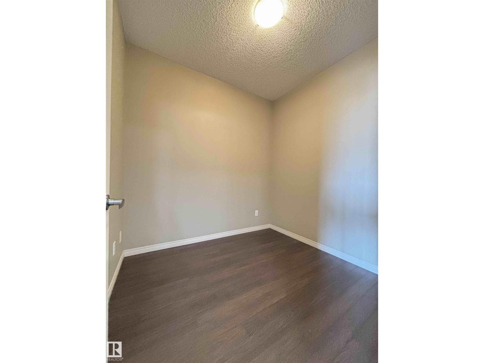 #408 111 AMBELSIDE DR SW SW photo 4