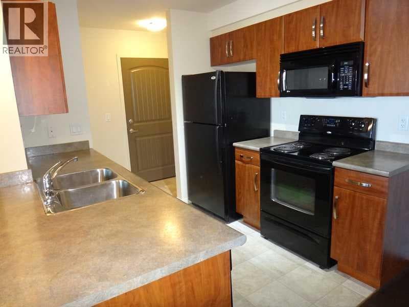 324, 9120 96 Avenue photo 2
