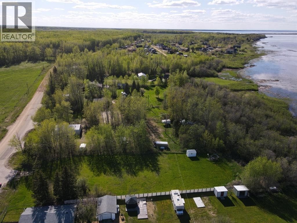 Lot 7 Peace River Ave photo 4