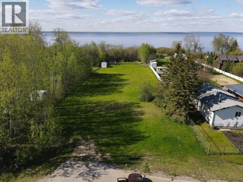 Lot 7 Peace River Ave photo 5