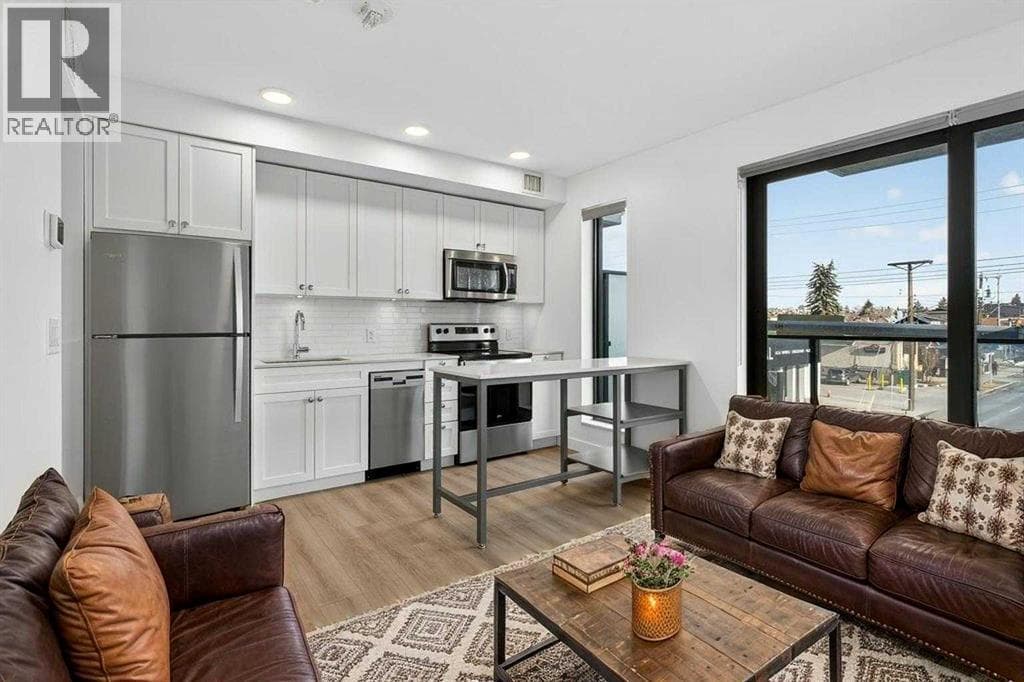 1 bed 1 bath single family at 206, 123 4 Street NE — $265,000