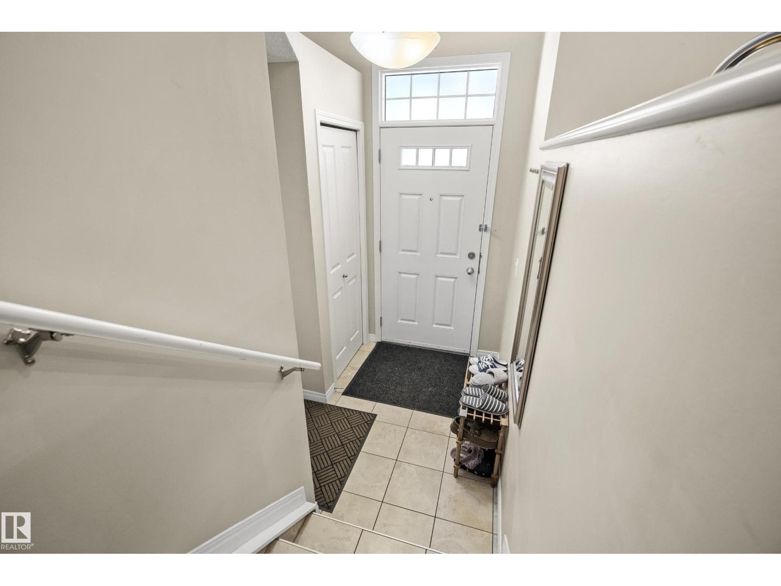#81 4050 SAVARYN DR SW photo 5