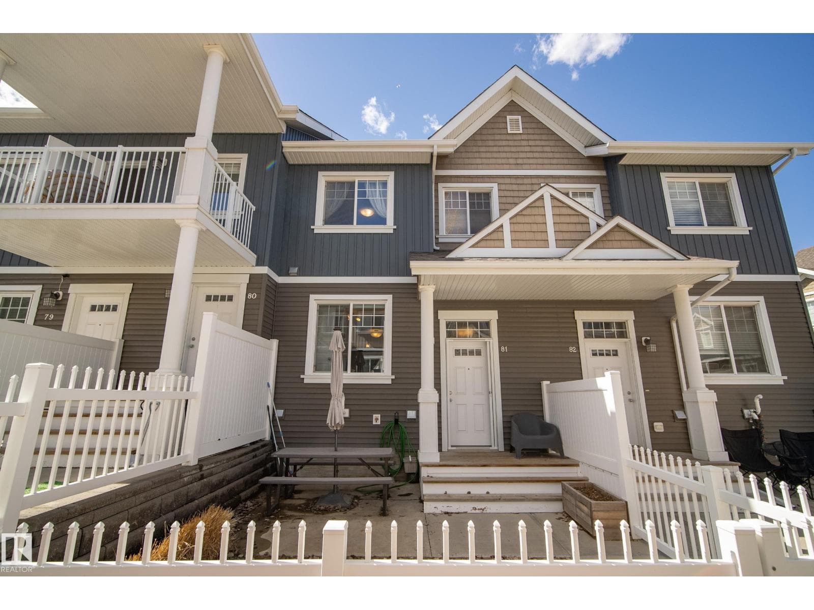 #81 4050 SAVARYN DR SW photo 2