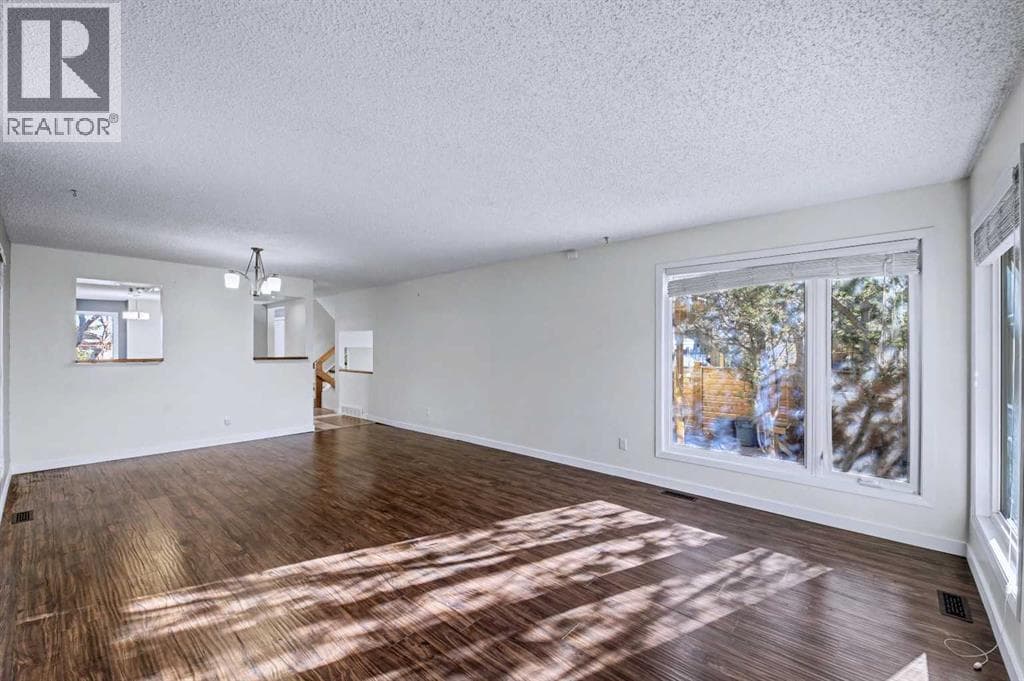 188 Bernard Drive NW photo 10