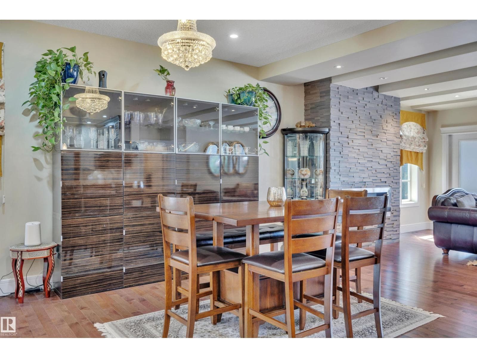 1624 AINSLIE LN SW photo 9