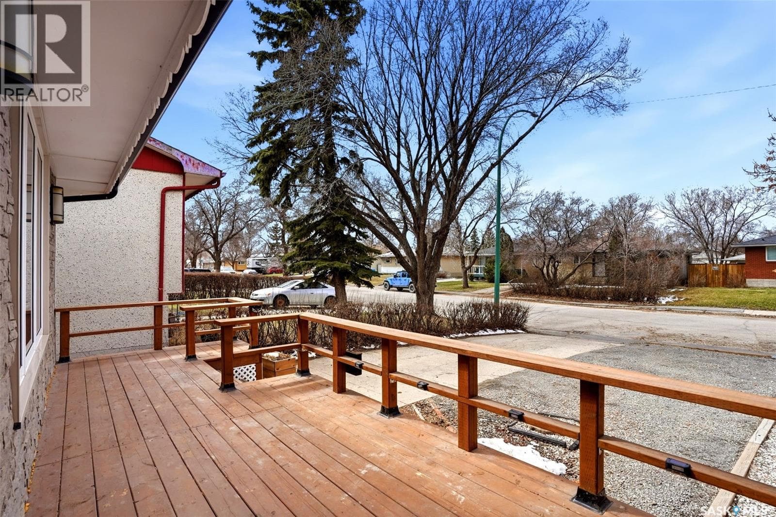 75 Rothwell CRESCENT — photo 3
