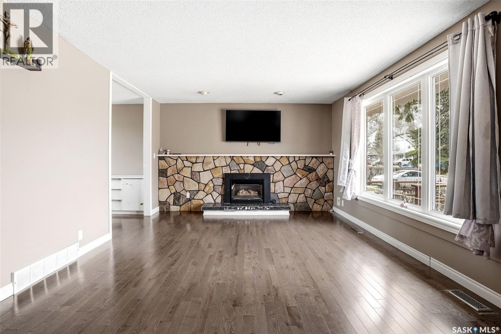 75 Rothwell CRESCENT — photo 5