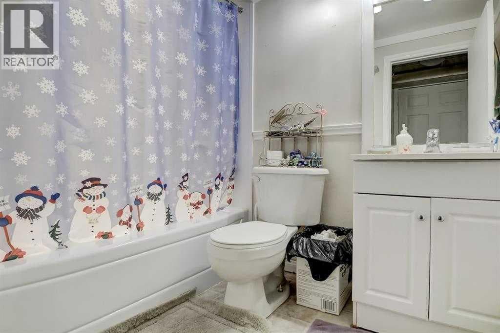 518 54 Avenue SW photo 6