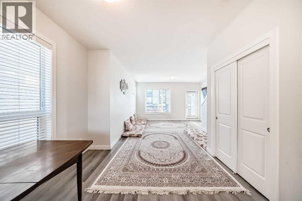 30 Evanscrest Park NW photo 11