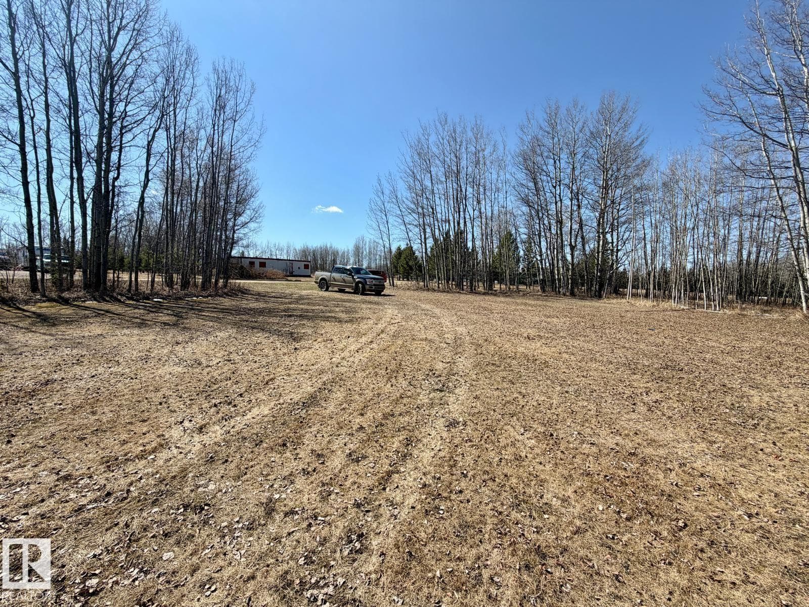 4714 51 AV photo 6