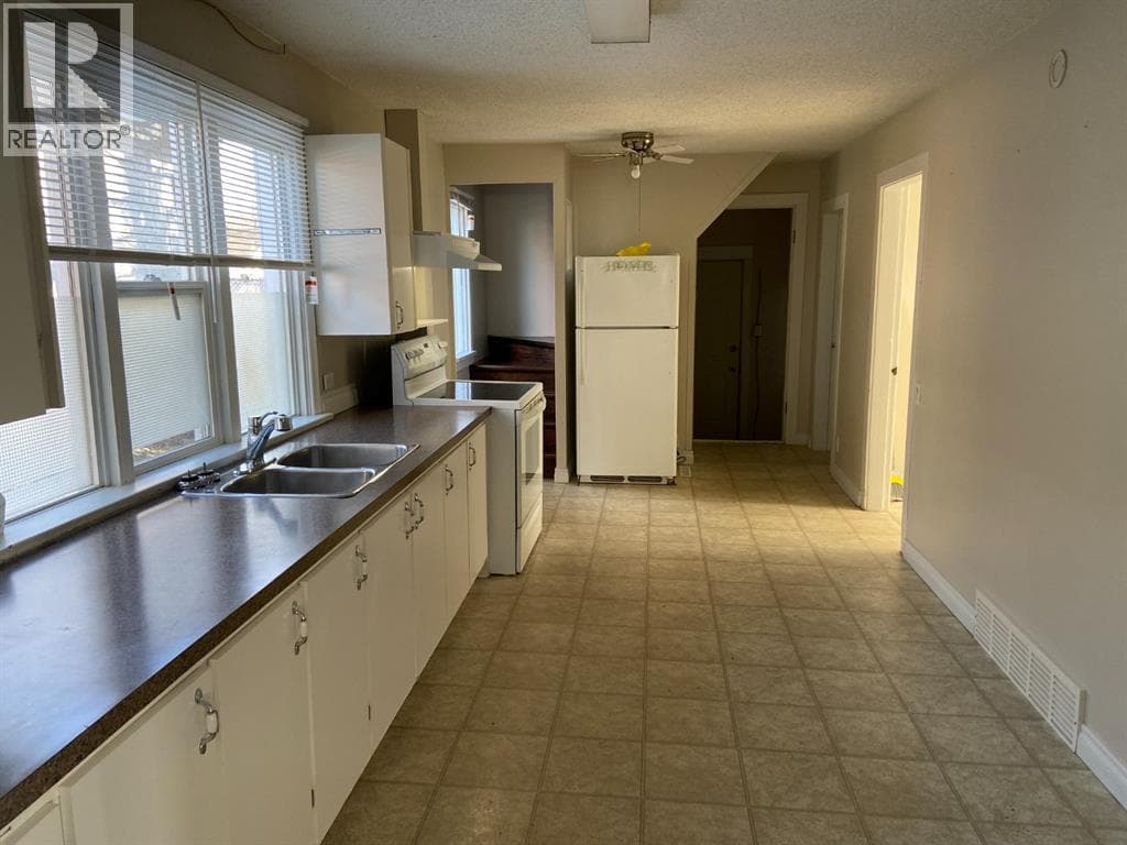 10319 Churchill Drive photo 5