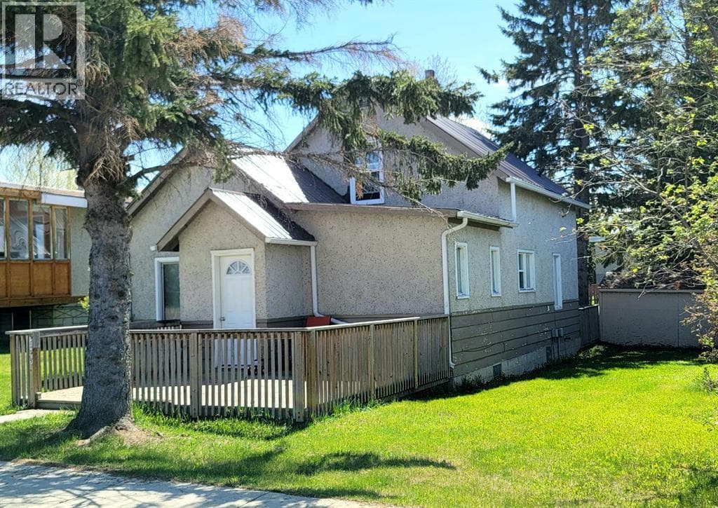 10319 Churchill Drive photo 2
