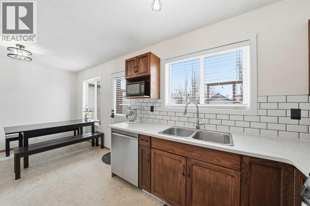 68 Bridleridge Gardens SW photo 12
