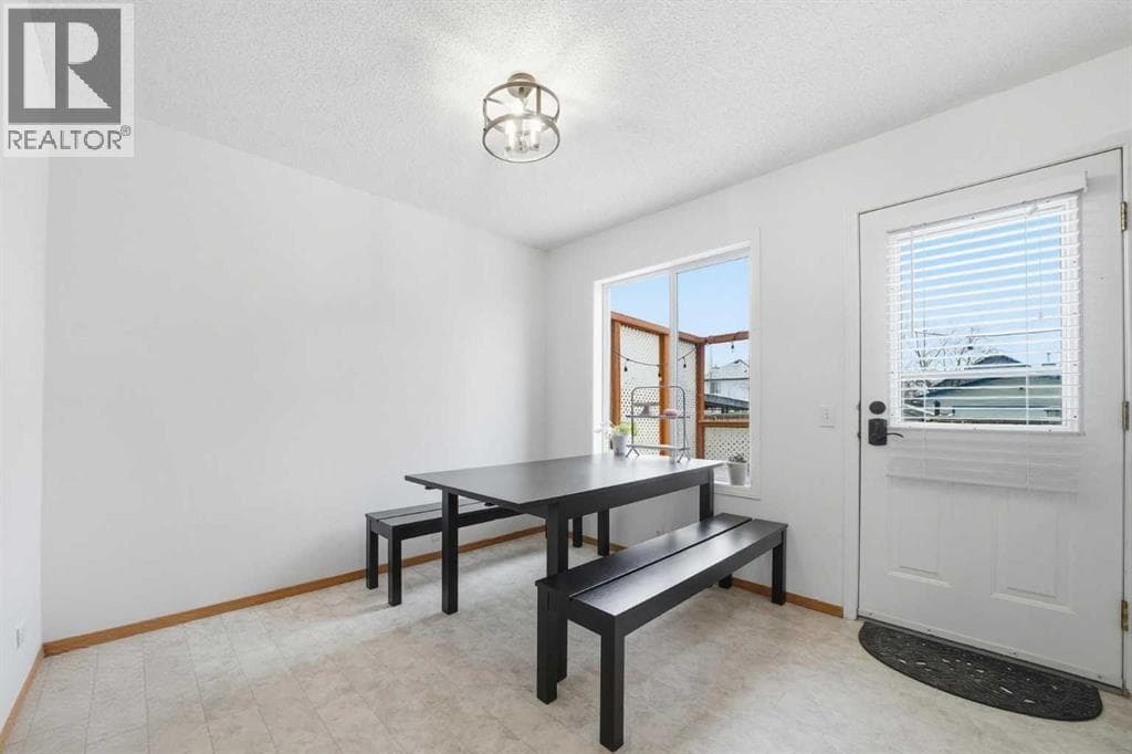 68 Bridleridge Gardens SW photo 8