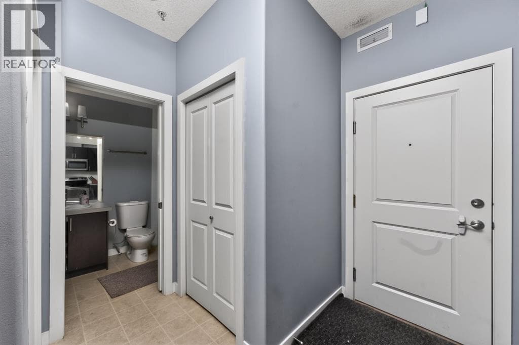 338, 23 Millrise Drive SW photo 4