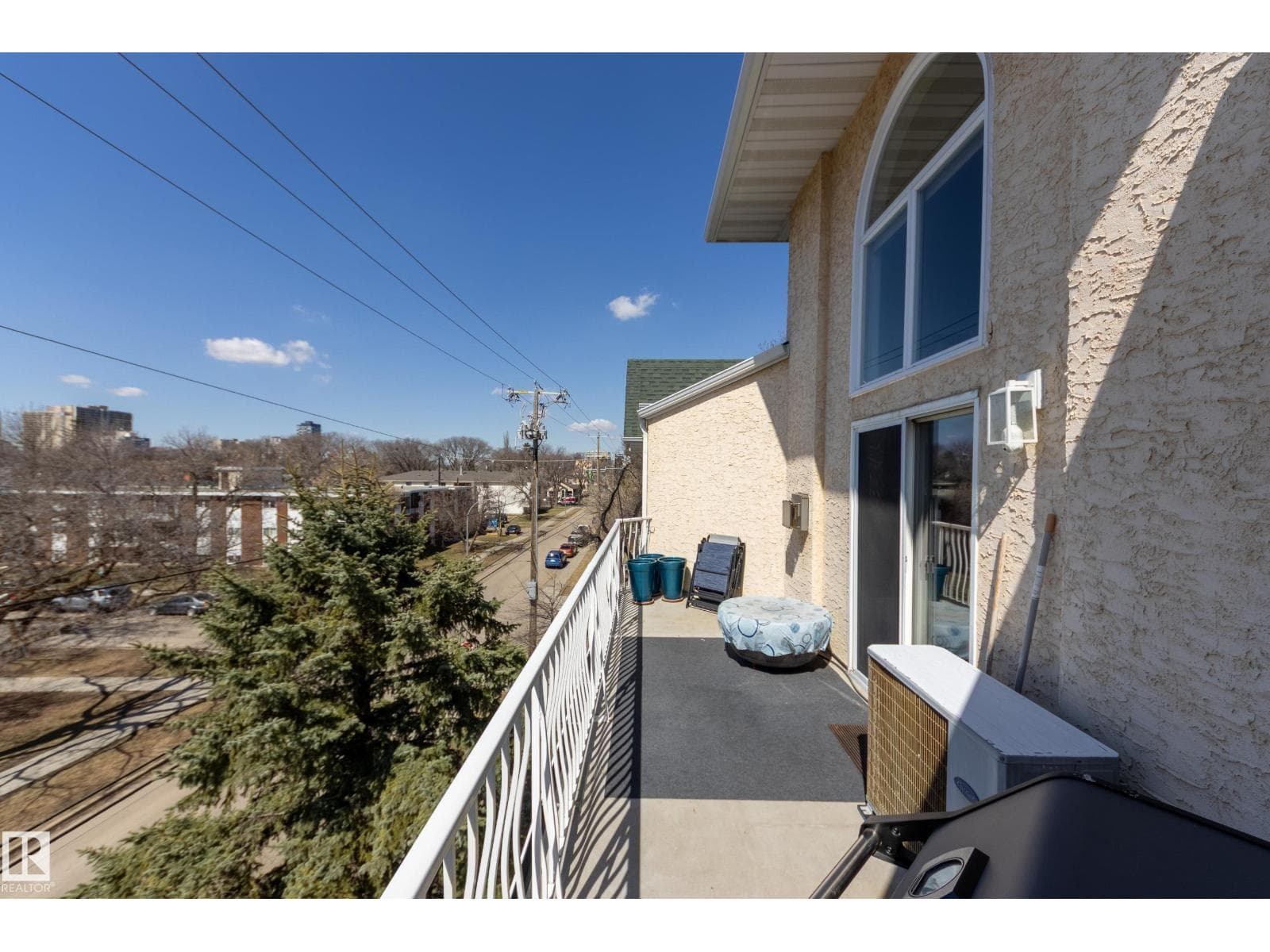#402 7725 108 ST NW photo 12