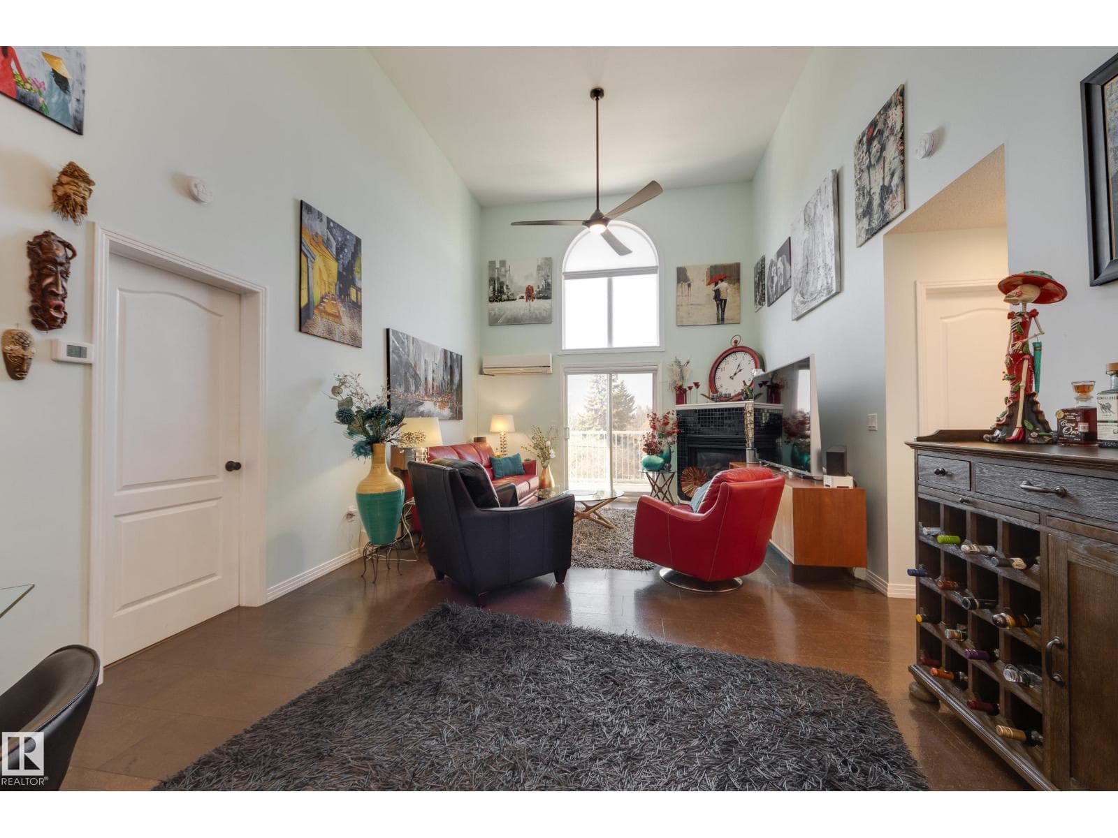 #402 7725 108 ST NW photo 9