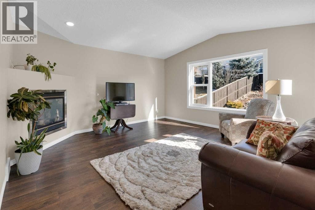 24 Evansbrooke Point NW photo 10