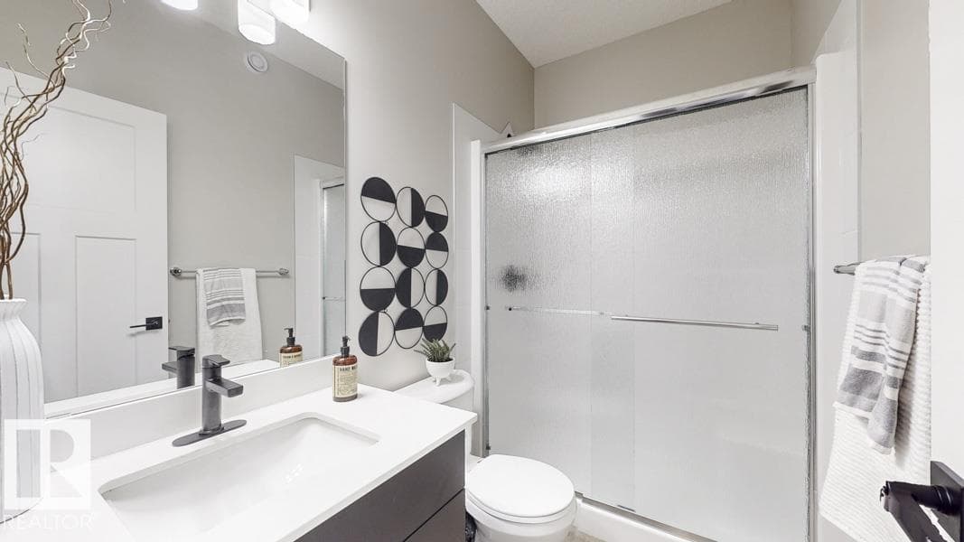 6339 175 AV NW photo 10