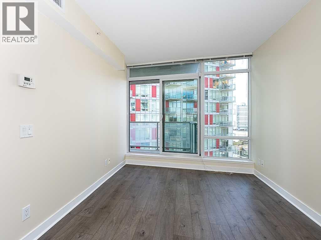 706, 30 Brentwood Common NW photo 9