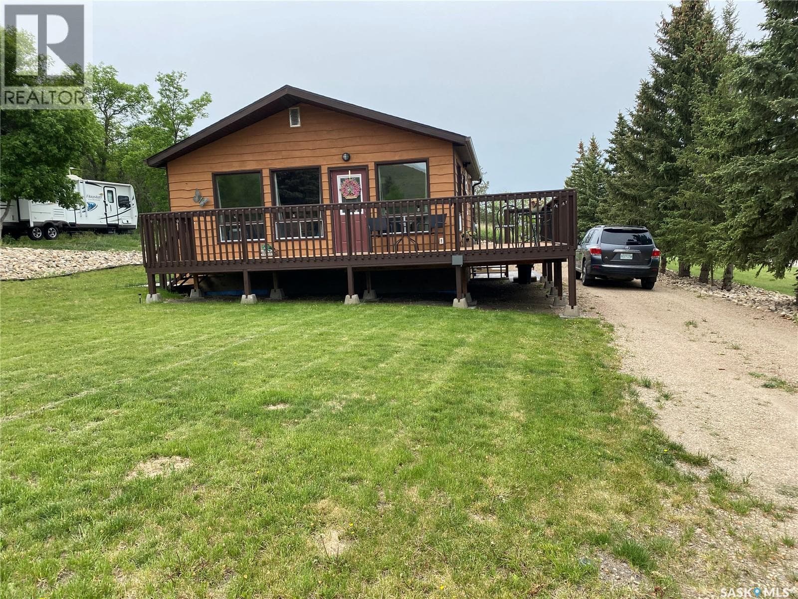3 bed 1 bath single family at 517 Demaer Bay — $389,900