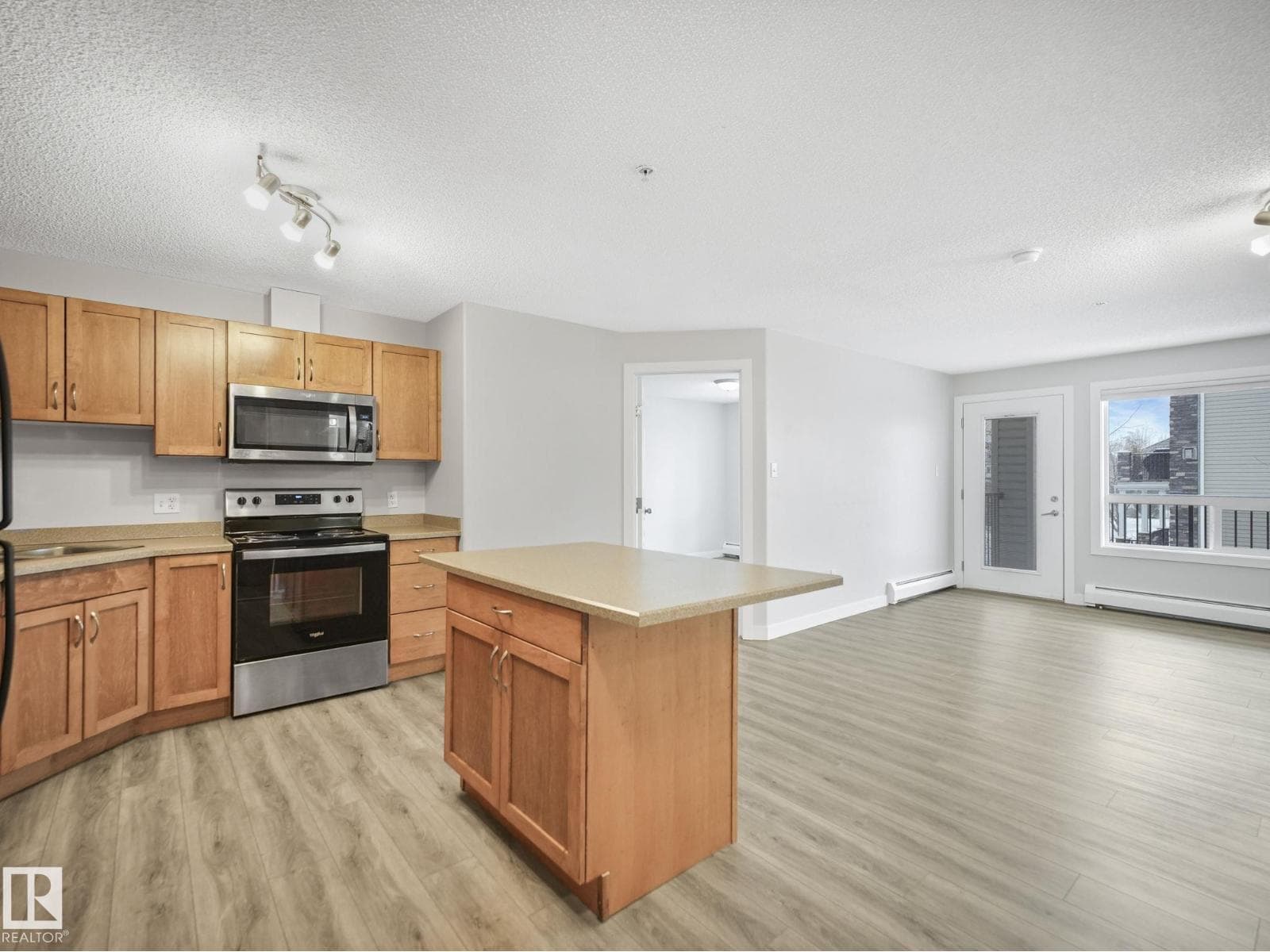 #6221 7331 SOUTH TERWILLEGAR DR NW — photo 5