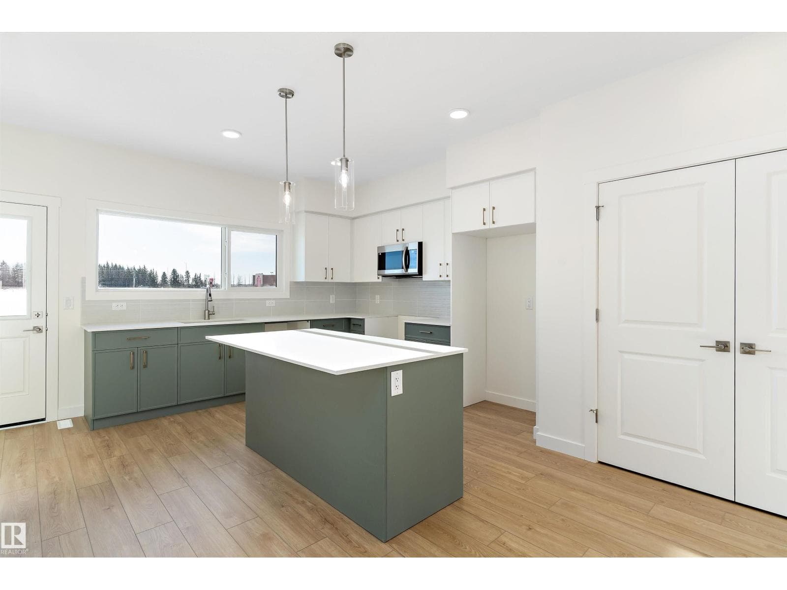 6285 175A AV NW photo 11