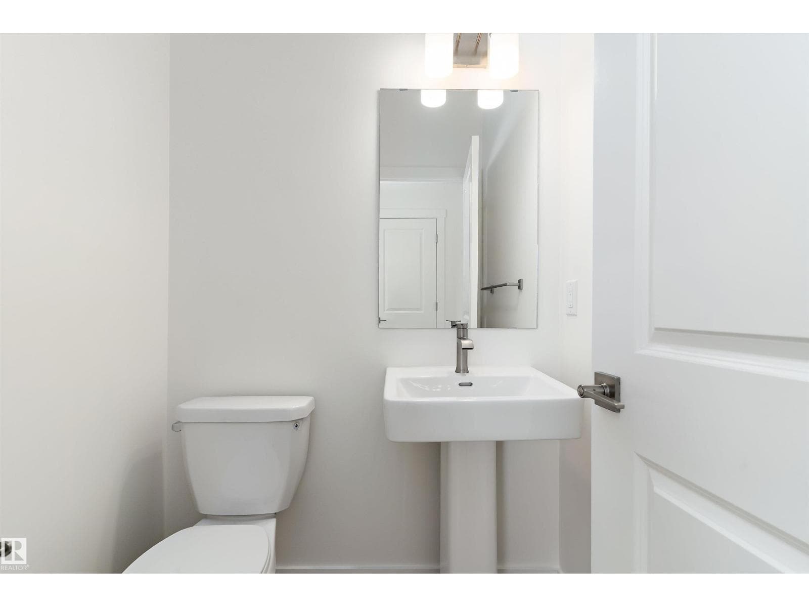 6285 175A AV NW photo 6