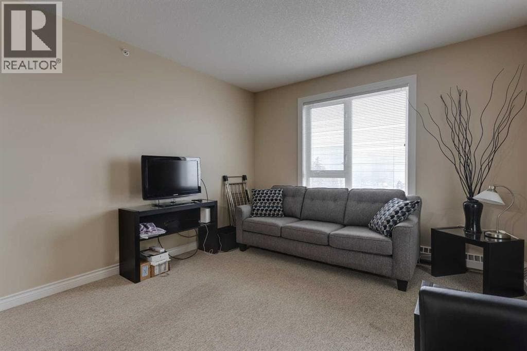 403, 3101 34 Avenue NW photo 12