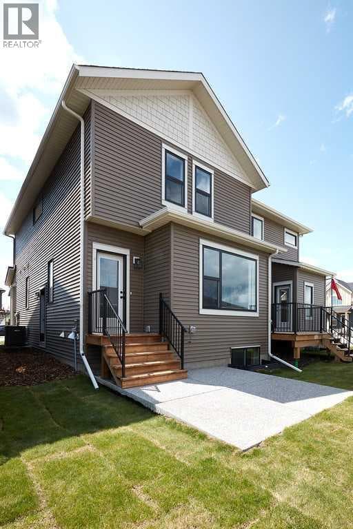 76 Emberside Grove photo 2