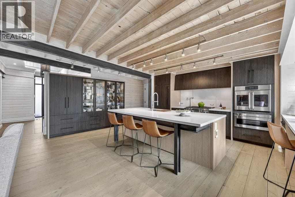 7235 Kananaskis Drive SW photo 11