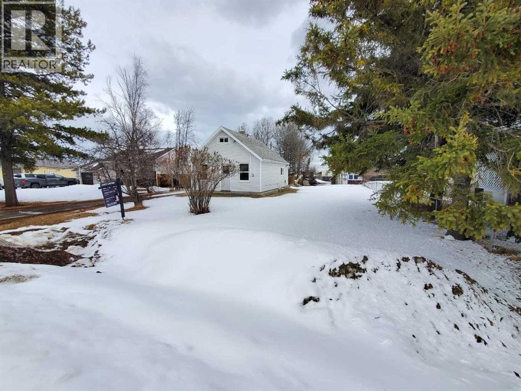 531 65 Street photo 2